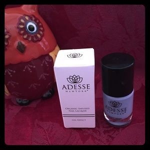 Adesse gel effect nail lacquer